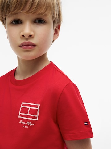TOMMY HILFIGER Tričko 'OUTLINE' – červená