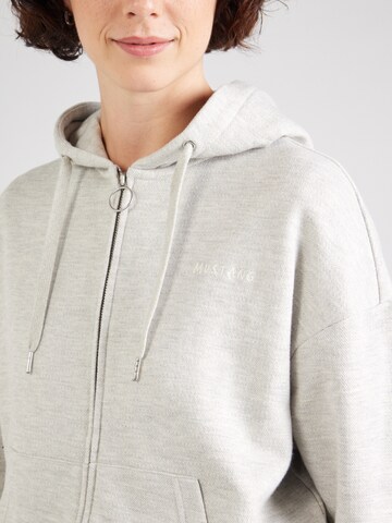 MUSTANG Sweatjacke 'Rochelle' in Weiß