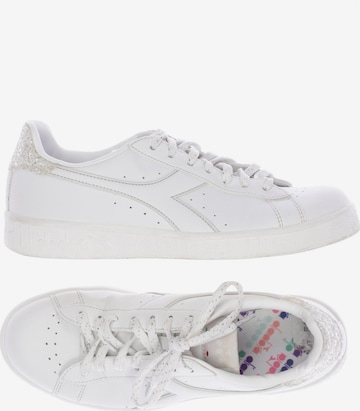 Diadora Sneakers & Trainers in 37 in White: front