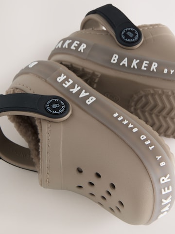 Baker by Ted Baker Открытая обувь в Серый