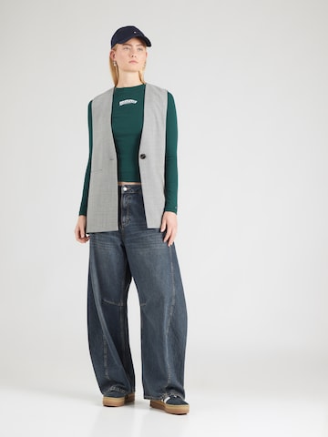 T-shirt 'ESS' Tommy Jeans en vert