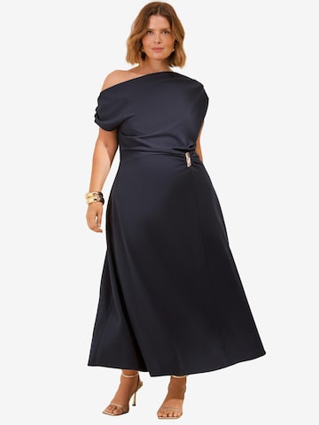 Rochie de la Friends Like These pe albastru: față