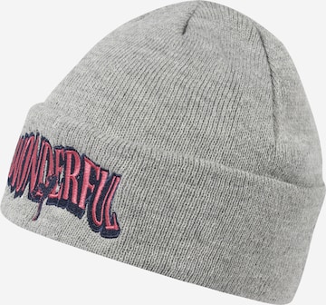 Urban Classics - Gorra 'Wonderful' en gris: frente