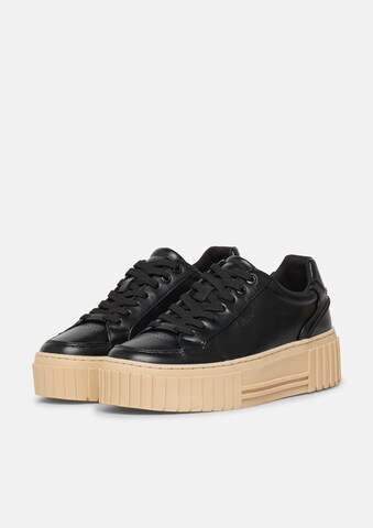 s.Oliver Sneakers in Black