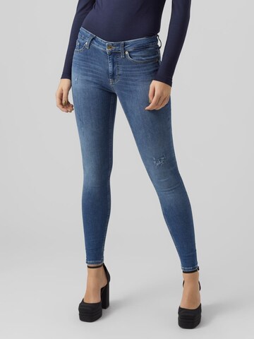 VERO MODA Skinny Jeans 'Peach' in Blue: front
