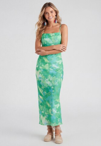 IZIA Dress in Green