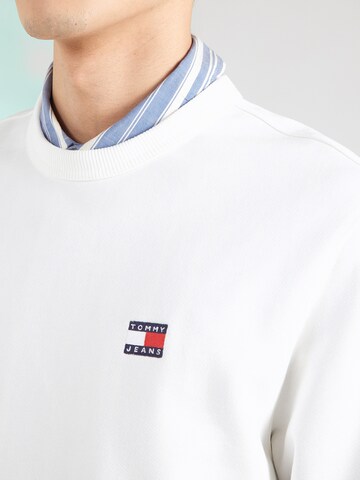 Tommy Jeans Свитшот в Белый