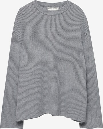 Pull&Bear Пуловер в сиво: отпред
