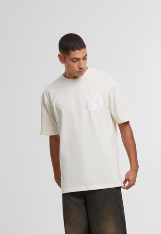 Maglietta 'New York Yankees Neyyan' di NEW ERA in bianco: frontale