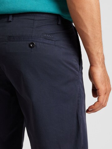 Loosefit Pantaloni chino di GANT in blu