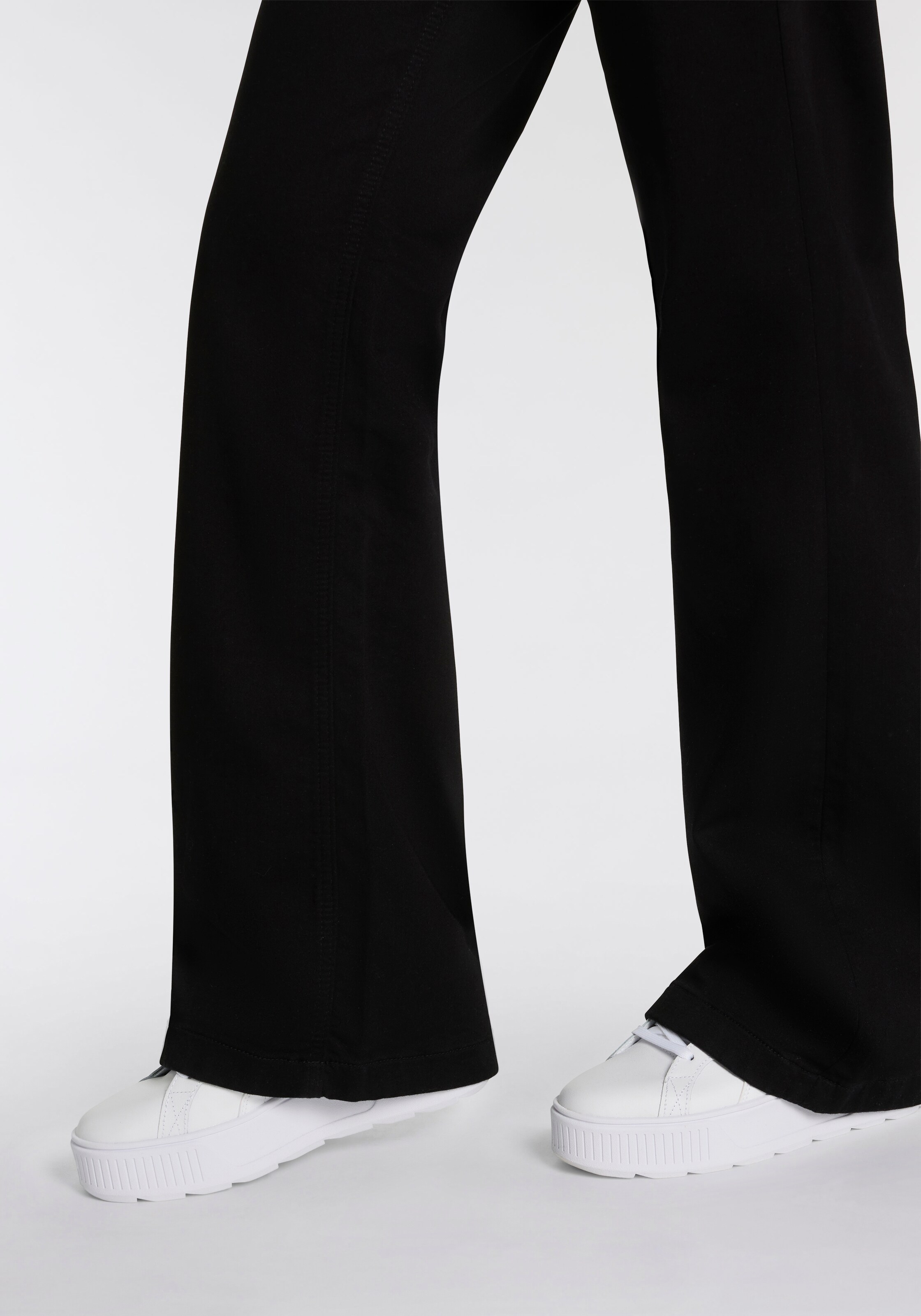 Herrlicher Flared Jeans in Schwarz