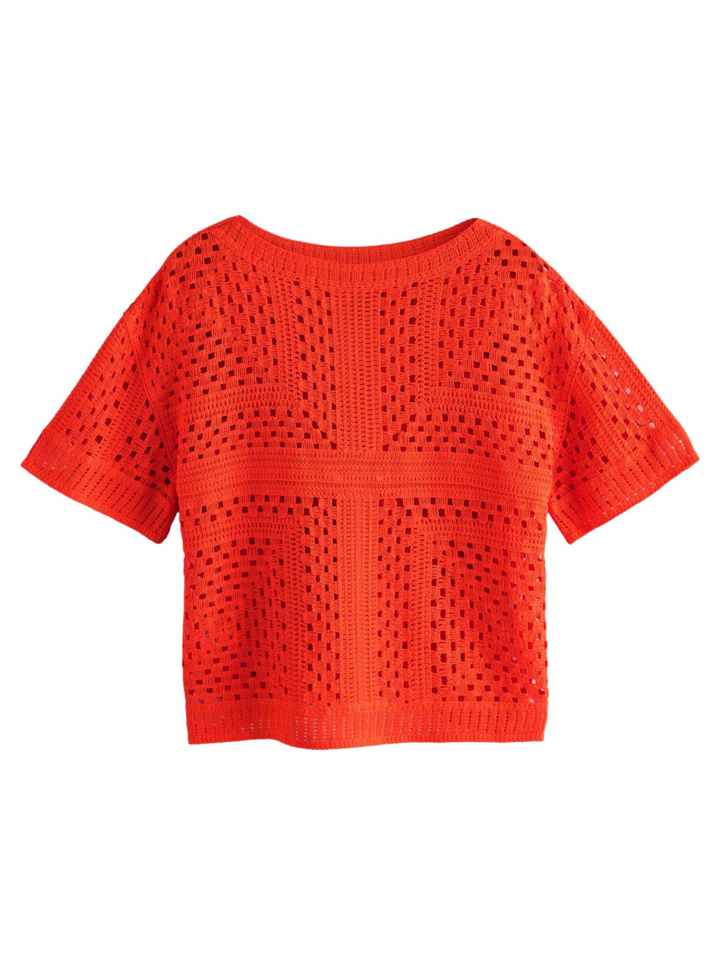 Next Пуловер в червено: отпред