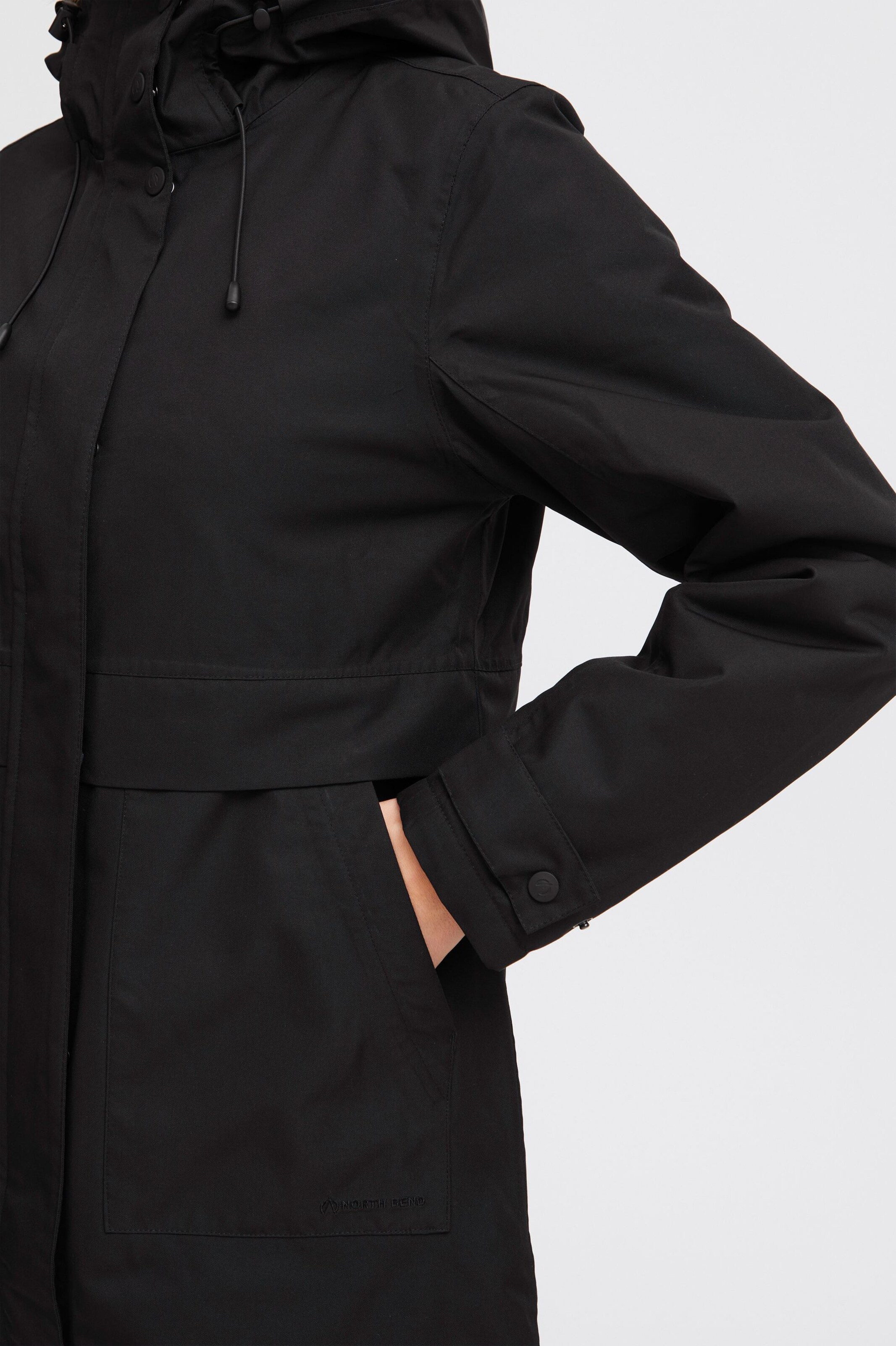 North Bend - Sobretudo outdoor 'Malika' em preto