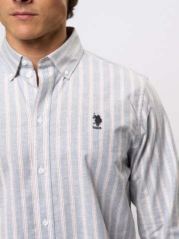 U.S. POLO ASSN. Regular Fit Paita 'Rolf' värissä harmaa