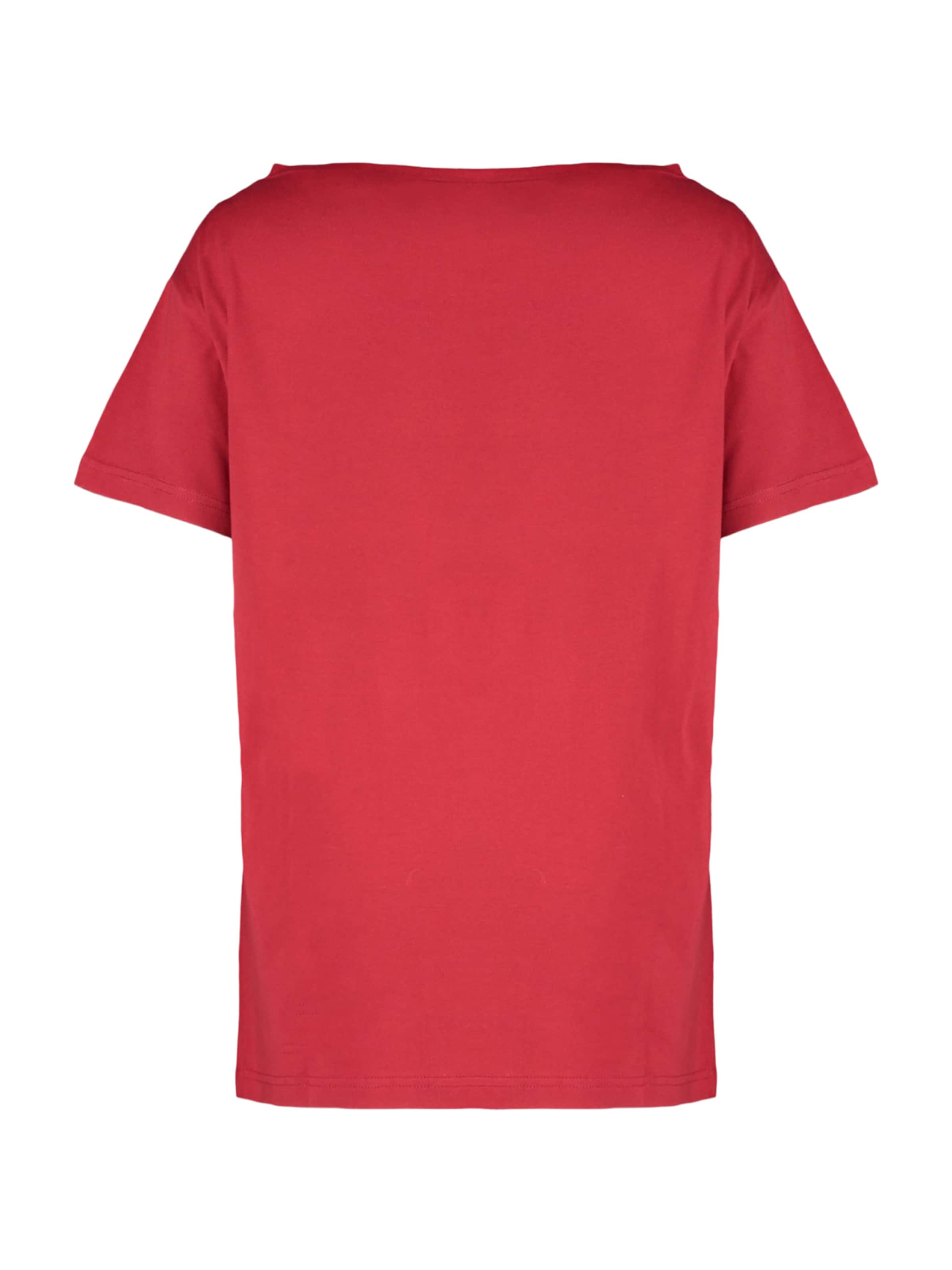Tricou de la Trendyol pe roșu