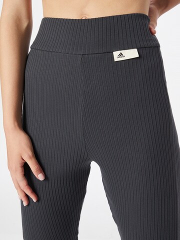 ADIDAS SPORTSWEAR Skinny Sporthose 'Studio Lounge Ribbed' in Grau