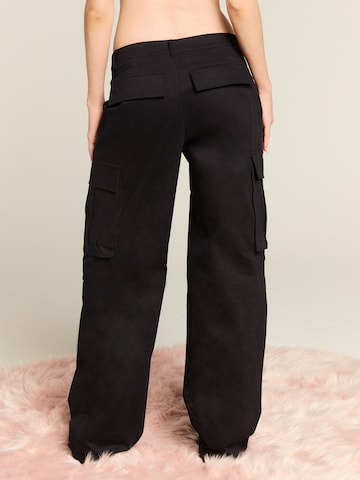 LENI KLUM x ABOUT YOU Loose fit Cargo trousers 'Leona' in Black