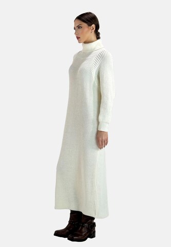Elara Knit dress in White