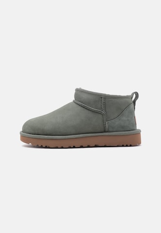 Boots 'CLASSIC ULTRA MINI' di UGG in blu: frontale