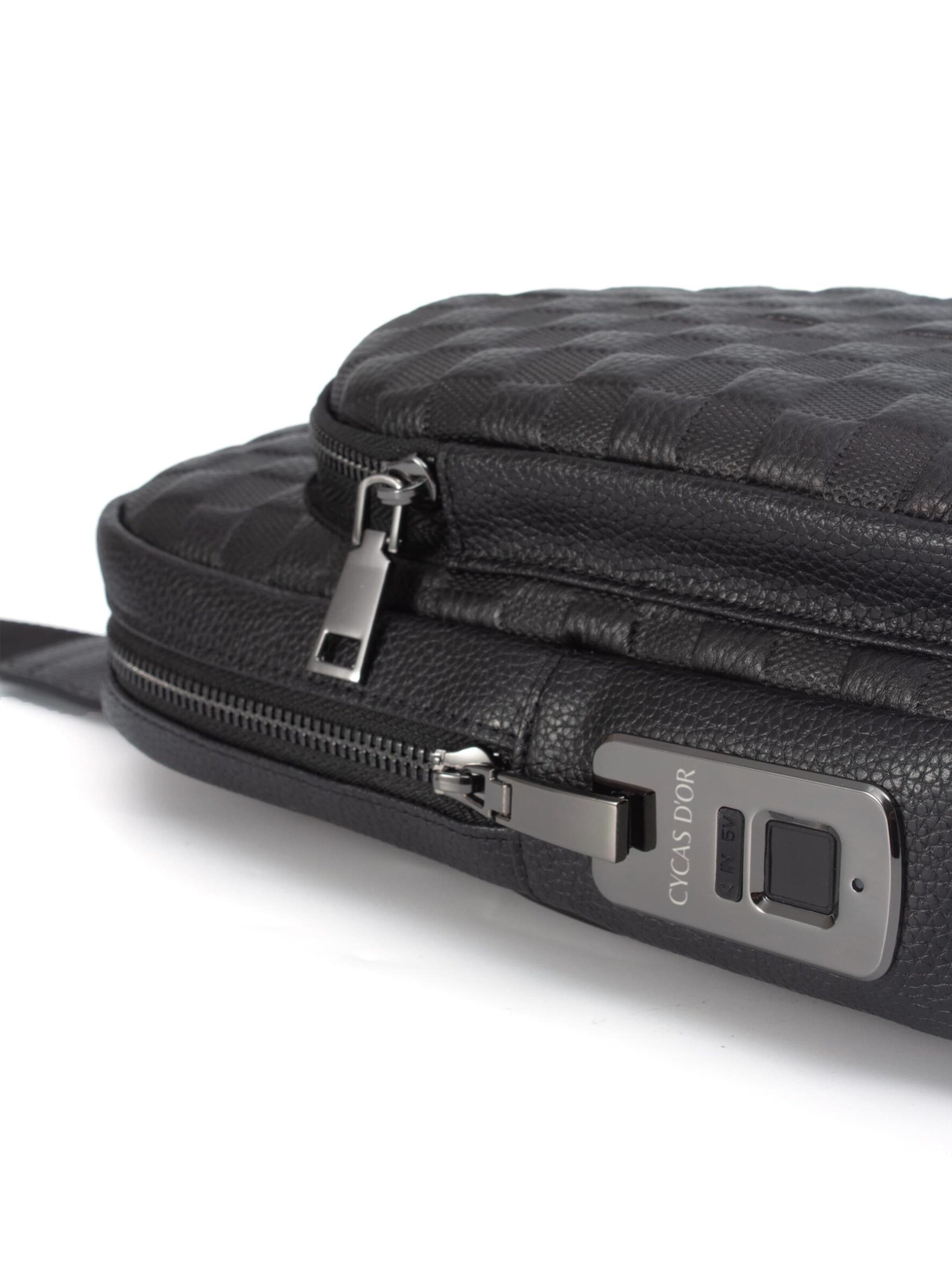 CYCAS D'OR - Bolso de hombro 'AMBRÉNOIR FINGERPRINT RECOGNITION' en negro