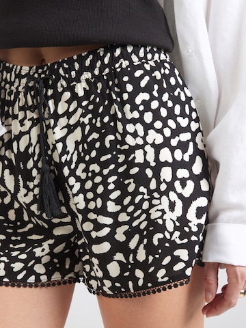 Regular Pantalon 'Si44a' Hailys en noir