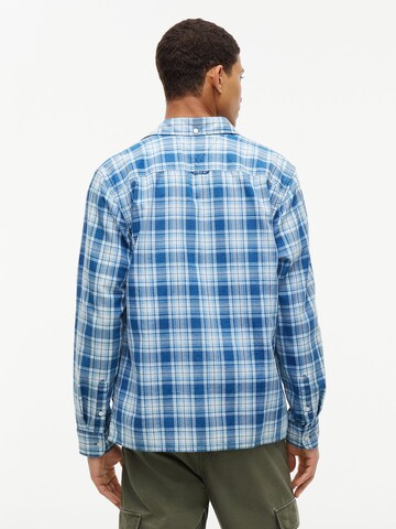 Tommy Jeans Regular fit Button Up Shirt in Blue