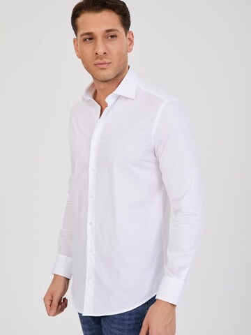 7Camicie - Ajuste estrecho Camisa de negocios 'Firenze Oxford Man Shirt White' en blanco