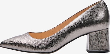 usha WHITE LABEL Pumps in Silver: front