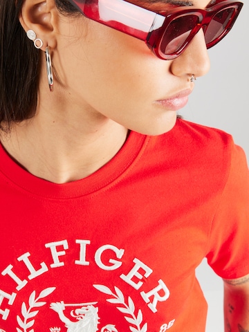 TOMMY HILFIGER T-Shirt in Rot