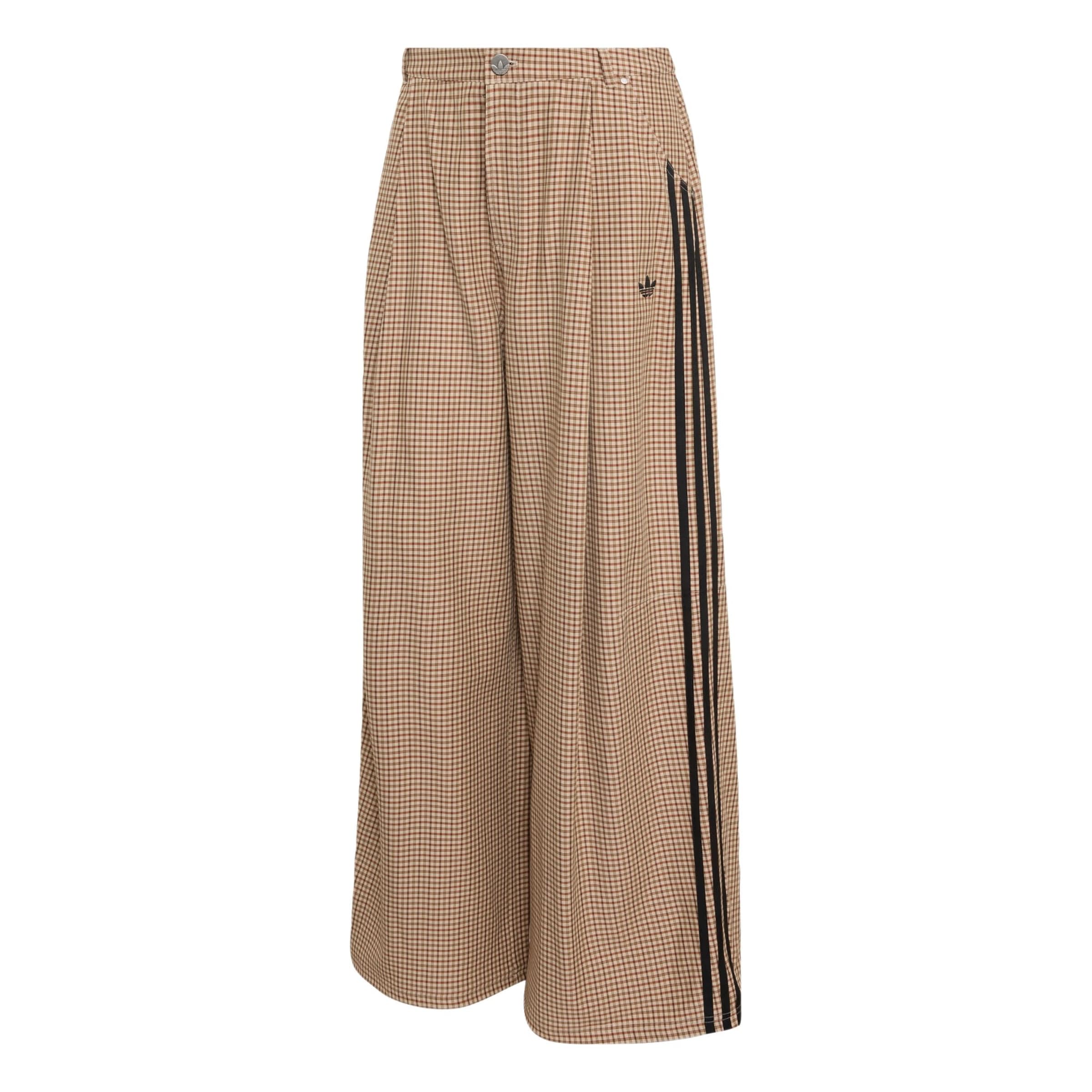 ADIDAS ORIGINALS - Pantalón plisado en beige: frente