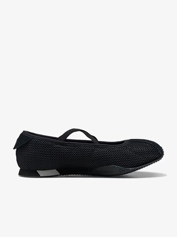 PUMA Ballerinas in Schwarz