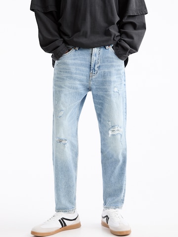 Slimfit Jeans de la Pull&Bear pe albastru: față