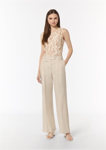 COMMA Wide leg Pleat-Front Pants in Beige: front