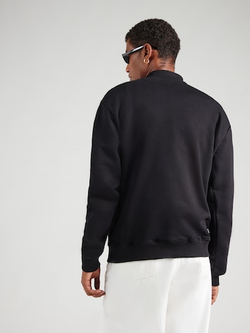 KARL LAGERFELD JEANS Tréning póló 'ESSENTIAL' - fekete