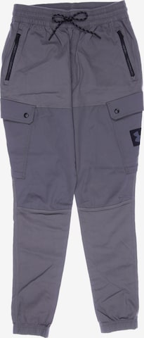 UNDER ARMOUR Stoffhose 33 in Grau: predná strana