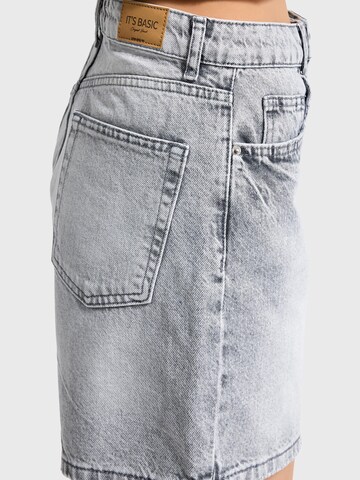 Regular Jean 'Mini Denim Short' IT'S BASIC en gris
