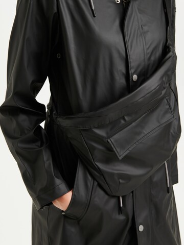 Notyz Raincoat in Black