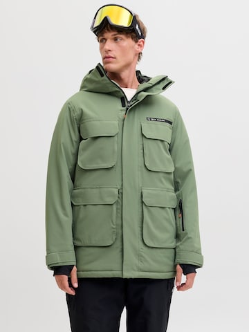 JACK & JONES - Chaqueta de montaña 'JJSKI AW25' en verde: frente