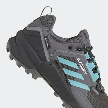 ADIDAS TERREX - Zapatos bajos 'Swift R3 Gore-Tex' en gris