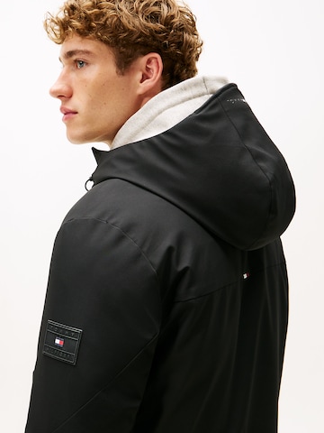 TOMMY HILFIGER Зимняя куртка в Черный