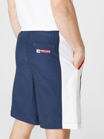 Tommy Jeans Regular Shorts in Blau