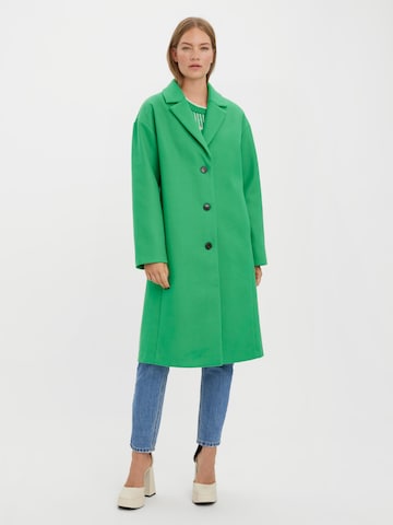 VERO MODA Ανοιξιάτικο και φθινοπωρινό παλτό 'Fortune Lyon' σε πράσινο: μπροστά