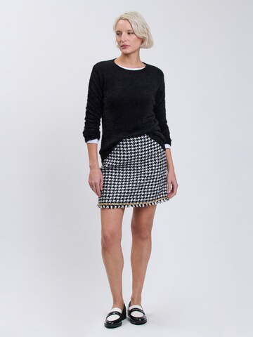 Influencer - Jersey en negro