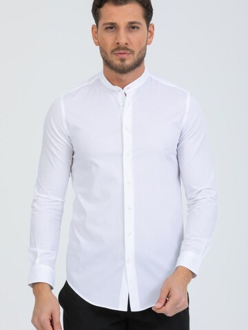 7Camicie Slim fit Zakelijk overhemd 'Caravaggio Poplin Stretch Man Shirt White' in Wit: voorkant
