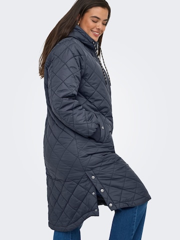 Manteau d’hiver 'CARNew Sandy' ONLY Carmakoma en bleu