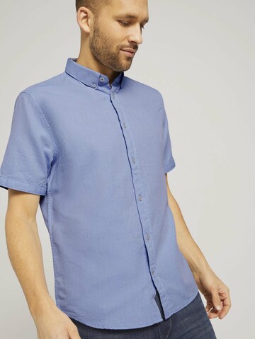 Coupe regular Chemise TOM TAILOR en bleu