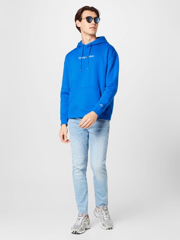 Tommy Jeans Sweatshirt i blå