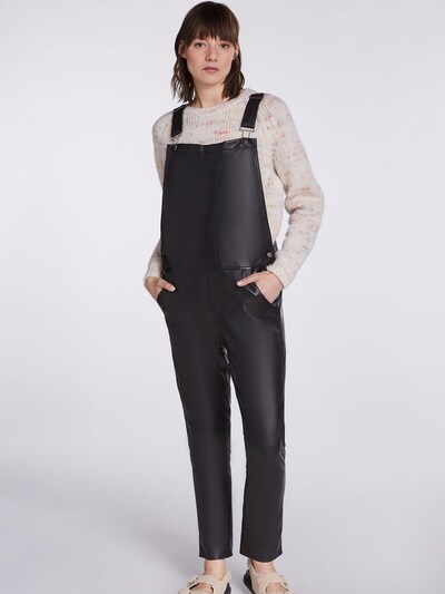 SET Latzhose in schwarz, Modelansicht