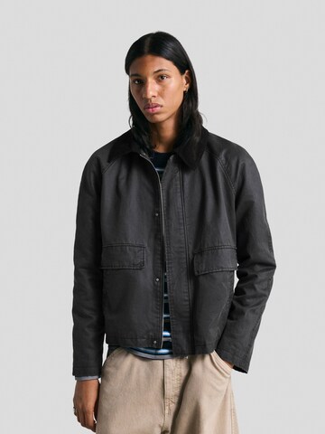 Veste mi-saison Bershka en noir : devant