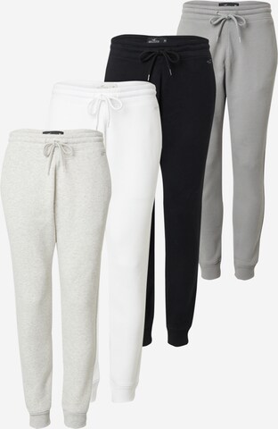 HOLLISTER Tapered Trousers in Grey: front